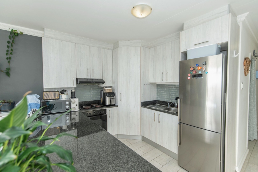 2 Bedroom Property for Sale in Humewood Eastern Cape